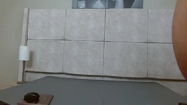 Snapshot of sweet_amalia4 chatting on February 3, 8:35 pm sweet amalia4 online show from February 3, 8:35 pm
