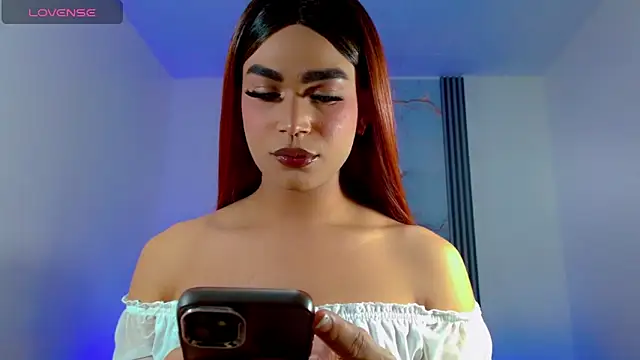 Hellen moons   online show from March 18, 7:22 pm