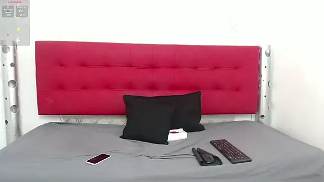 Snapshot of Celestial_Queen_ chatting on February 3, 3:42 am Celestial Queen online show from February 3, 3:42 am