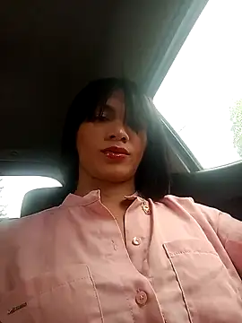 Snapshot of giuliana_andrade chatting on December 24, 4:51 pm giuliana andrade online show from December 24, 4:51 pm