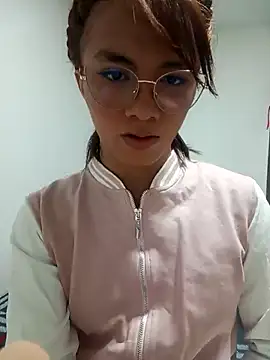 Snapshot of giuliana_andrade chatting on February 18, 12:49 pm giuliana andrade online show from February 18, 12:49 pm