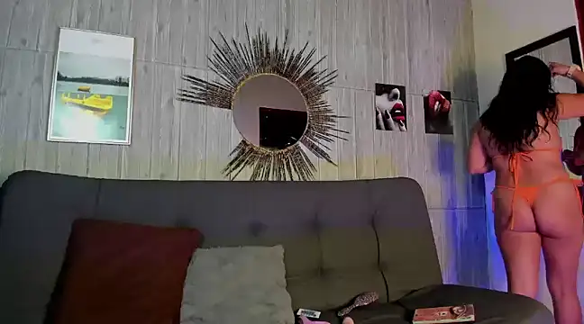Snapshot of karla_999 chatting on December 21, 1:15 am karla 999 online show from December 21, 1:15 am