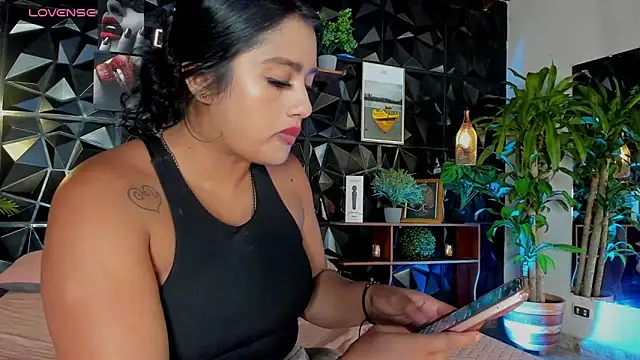 Snapshot of karla_999 chatting on October 8, 1:07 am karla 999 online show from October 8, 1:07 am