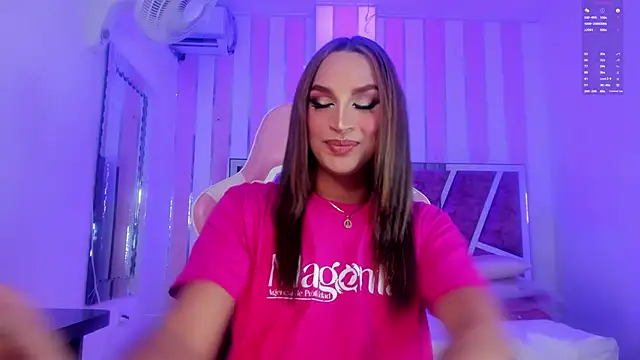 KylieVictoria online show from December 1, 4:37 am