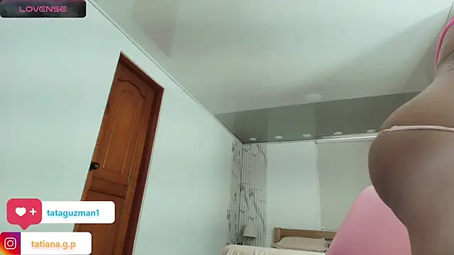 Snapshot of tataguzman1 chatting on September 10, 2:05 pm tataguzman1 online show from September 10, 2:05 pm