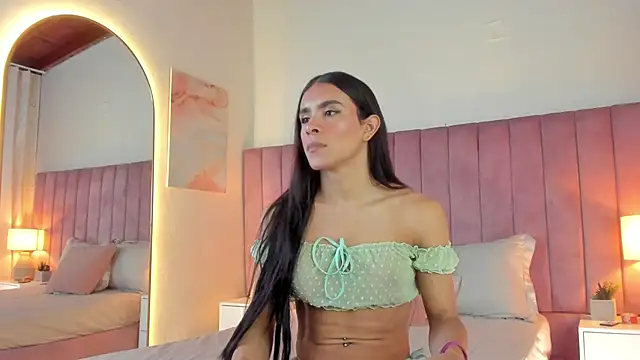 Snapshot of Aleja_arango1 chatting on January 27, 4:11 pm Aleja arango1 online show from January 27, 4:11 pm