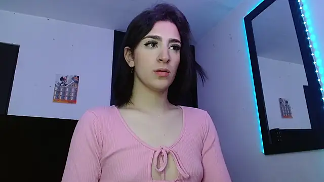 Triana Damelio online show from November 7, 6:19 pm