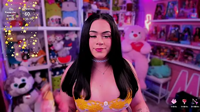 Snapshot of sucubusdoll chatting on March 21, 10:17 pm sucubusdoll online show from March 21, 10:17 pm