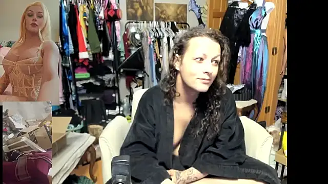 Snapshot of jessy0504 chatting on October 3, 11:32 am jessy0504 online show from October 3, 11:32 am