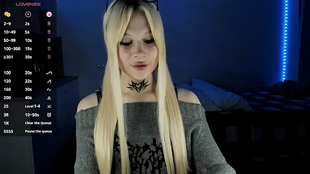 Eva Moorie online show from March 6, 10:00 pm