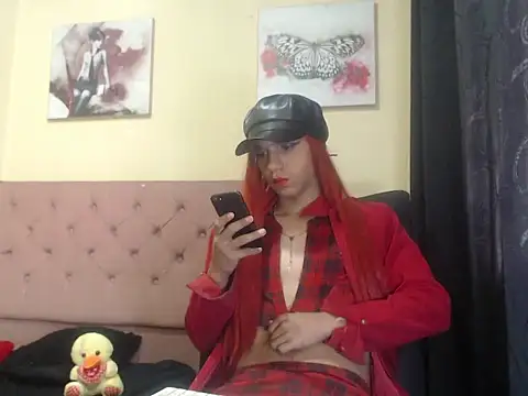 Snapshot of Angiee_Ts chatting on September 17, 12:32 pm Angiee Ts online show from September 17, 12:32 pm