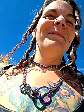 Snapshot of thatonespicychick chatting on September 28, 6:29 pm thatonespicychick online show from September 28, 6:29 pm
