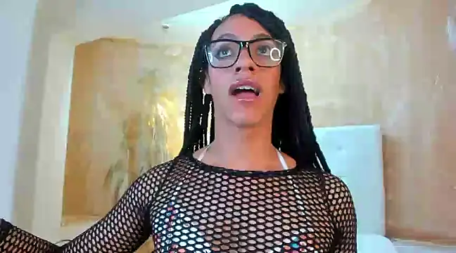 Snapshot of APRILL_FOXX chatting on March 7, 5:03 am APRILL FOXX online show from March 7, 5:03 am