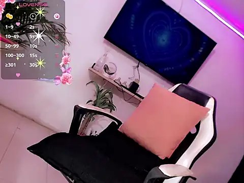 Snapshot of Venecia_Sweet chatting on September 20, 2:28 am Venecia Sweet online show from September 20, 2:28 am