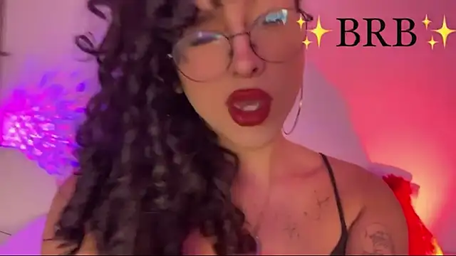 Snapshot of Heka_Prudence chatting on October 7, 7:20 am Heka Prudence online show from October 7, 7:20 am