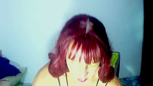 Snapshot of alexandrasexy32 chatting on January 22, 1:42 am alexandrasexy32 online show from January 22, 1:42 am