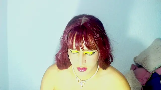 Snapshot of alexandrasexy32 chatting on January 24, 1:46 am alexandrasexy32 online show from January 24, 1:46 am