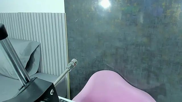 Snapshot of lana_boomer chatting on March 4, 8:38 pm lana boomer online show from March 4, 8:38 pm