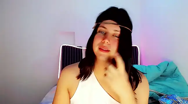 Snapshot of Oxana-Novikov chatting on December 4, 10:46 pm Oxana-Novikov online show from December 4, 10:46 pm