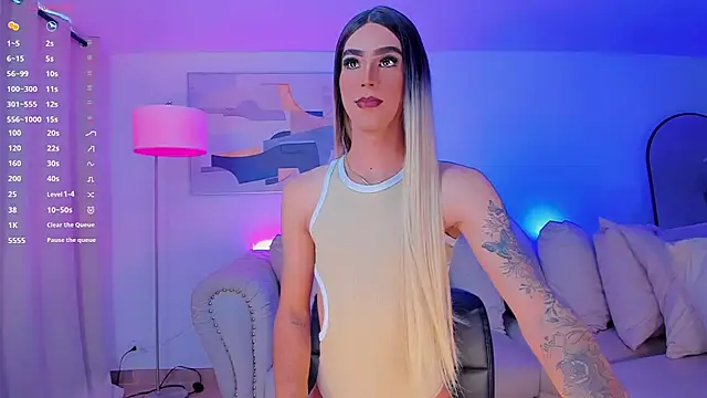 Ashley Reminton online show from January 7, 3:33 pm