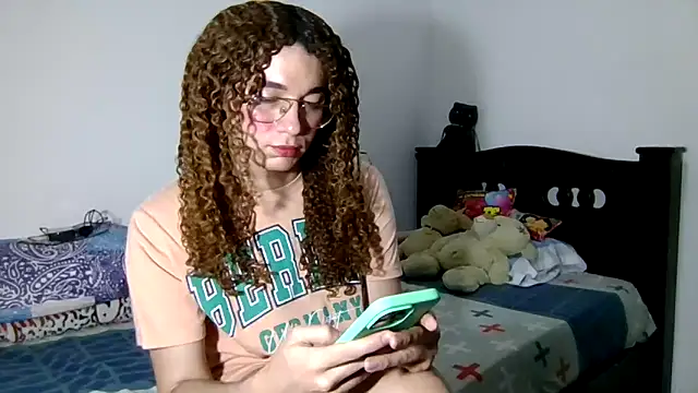 Snapshot of CELESSTESeductora chatting on February 28, 3:48 pm CELESSTESeductora online show from February 28, 3:48 pm