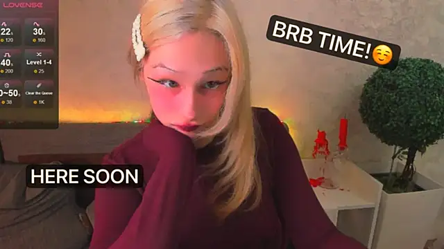 Snapshot of Kleo_Godde chatting on September 28, 9:36 pm Kleo Godde online show from September 28, 9:36 pm