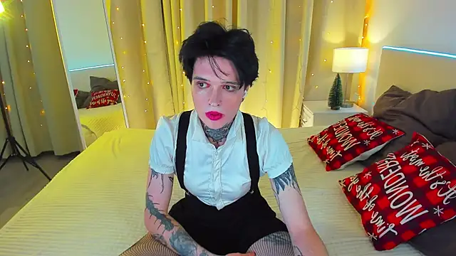 Snapshot of Simona_Rain chatting on December 8, 10:19 am Simona Rain online show from December 8, 10:19 am