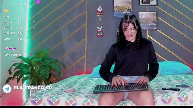 Snapshot of elafranco_ chatting on December 28, 11:05 pm elafranco online show from December 28, 11:05 pm