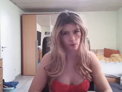 Snapshot of Kinky-Kristina chatting on March 3, 6:40 pm Kinky-Kristina online show from March 3, 6:40 pm
