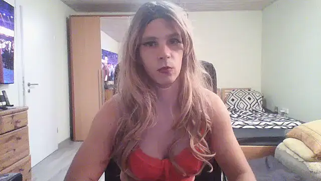 Snapshot of Kinky-Kristina chatting on September 20, 6:57 pm Kinky-Kristina online show from September 20, 6:57 pm