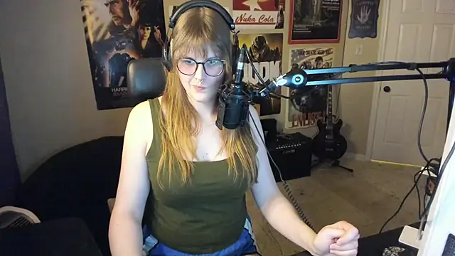 HannahCastle96 online show from March 14, 1:53 am