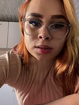 Snapshot of Dulce_smith_1 chatting on October 2, 10:31 pm Dulce smith 1 online show from October 2, 10:31 pm