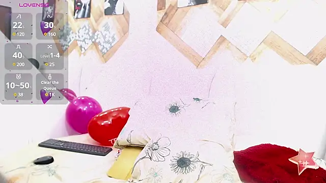Snapshot of CamilosaOrtega chatting on February 15, 1:49 pm CamilosaOrtega online show from February 15, 1:49 pm