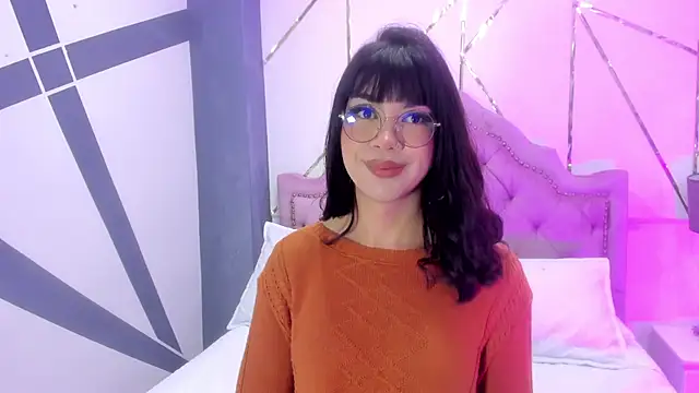 Snapshot of RoseCassie chatting on January 10, 12:36 pm RoseCassie online show from January 10, 12:36 pm