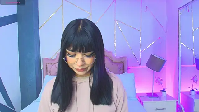 Snapshot of RoseCassie chatting on January 18, 12:38 pm RoseCassie online show from January 18, 12:38 pm