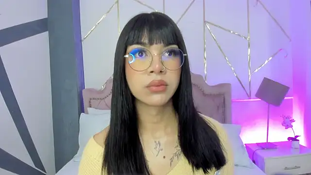 Snapshot of RoseCassie chatting on January 20, 12:39 pm RoseCassie online show from January 20, 12:39 pm