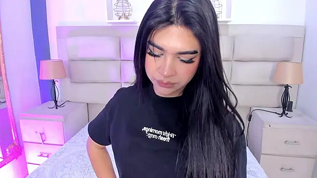 Snapshot of RoseCassie chatting on September 11, 2:03 pm RoseCassie online show from September 11, 2:03 pm