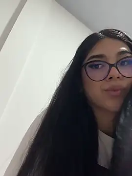 Snapshot of RoseCassie chatting on September 30, 10:43 pm RoseCassie online show from September 30, 10:43 pm