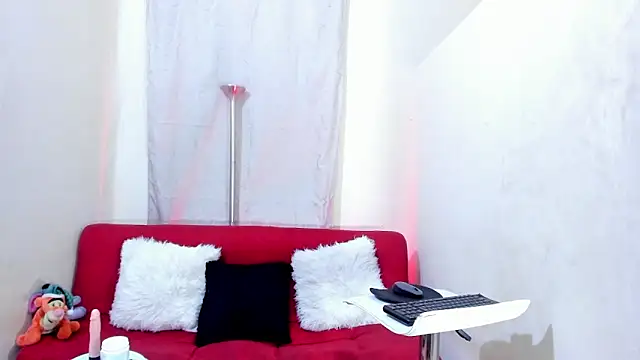 Snapshot of Mariana_16_ chatting on March 12, 8:52 pm Mariana 16 online show from March 12, 8:52 pm