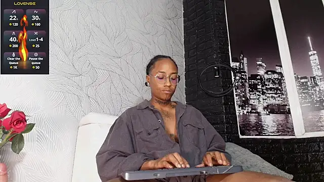 Snapshot of JhonyMiller_ chatting on January 4, 8:05 pm JhonyMiller online show from January 4, 8:05 pm