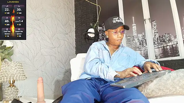 Snapshot of JhonyMiller_ chatting on January 22, 8:06 pm JhonyMiller online show from January 22, 8:06 pm