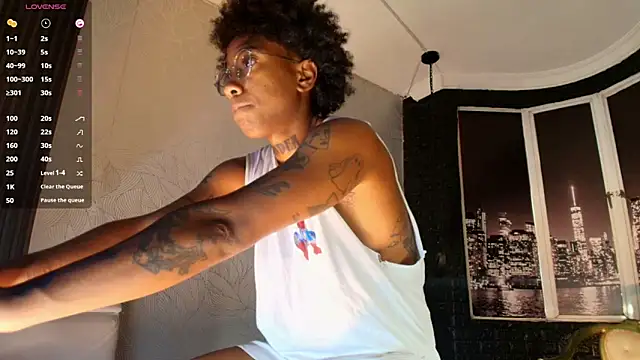 Snapshot of JhonyMiller_ chatting on March 5, 7:44 pm JhonyMiller online show from March 5, 7:44 pm