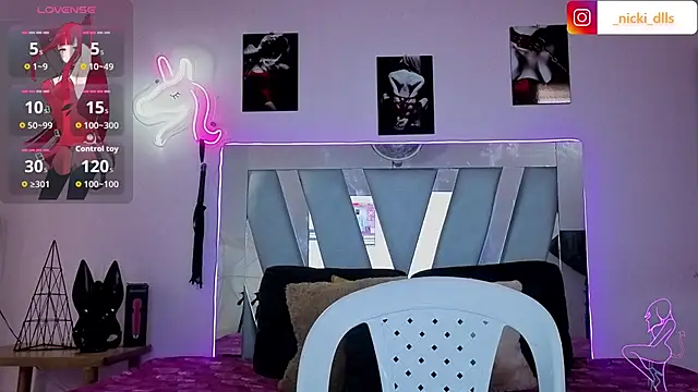 Snapshot of supradoll chatting on October 8, 6:53 pm supradoll online show from October 8, 6:53 pm