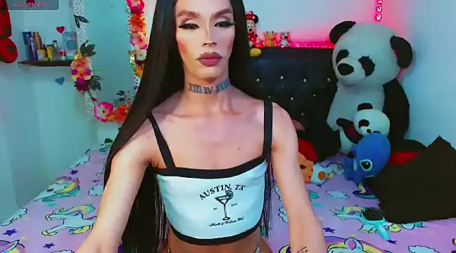 Snapshot of Alextwink chatting on January 25, 11:22 pm Alextwink online show from January 25, 11:22 pm