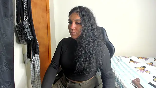 Snapshot of madisonbrunette chatting on January 10, 4:22 am madisonbrunette online show from January 10, 4:22 am