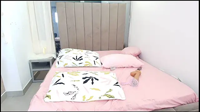 Snapshot of sexy_melany_xxx chatting on January 12, 3:03 pm sexy melany xxx online show from January 12, 3:03 pm