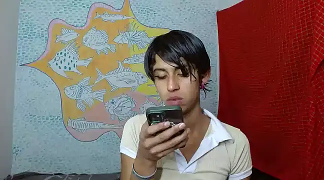 Snapshot of boysLittle chatting on March 9, 12:31 pm boysLittle online show from March 9, 12:31 pm