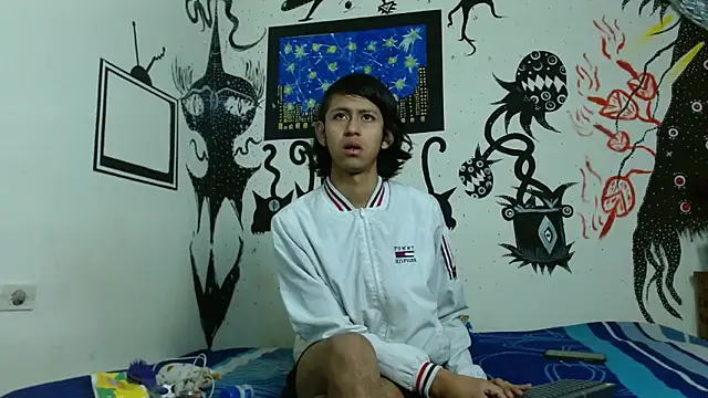 boysLittle online show from October 16, 11:32 am