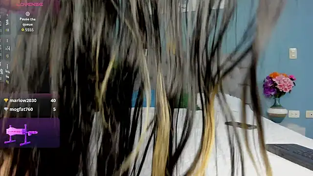 Snapshot of Camerun_n_Damian chatting on September 21, 1:44 am Camerun n Damian online show from September 21, 1:44 am