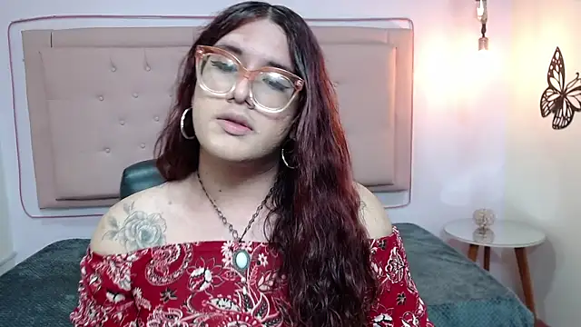 Snapshot of kathepickmanx chatting on September 25, 3:35 am kathepickmanx online show from September 25, 3:35 am